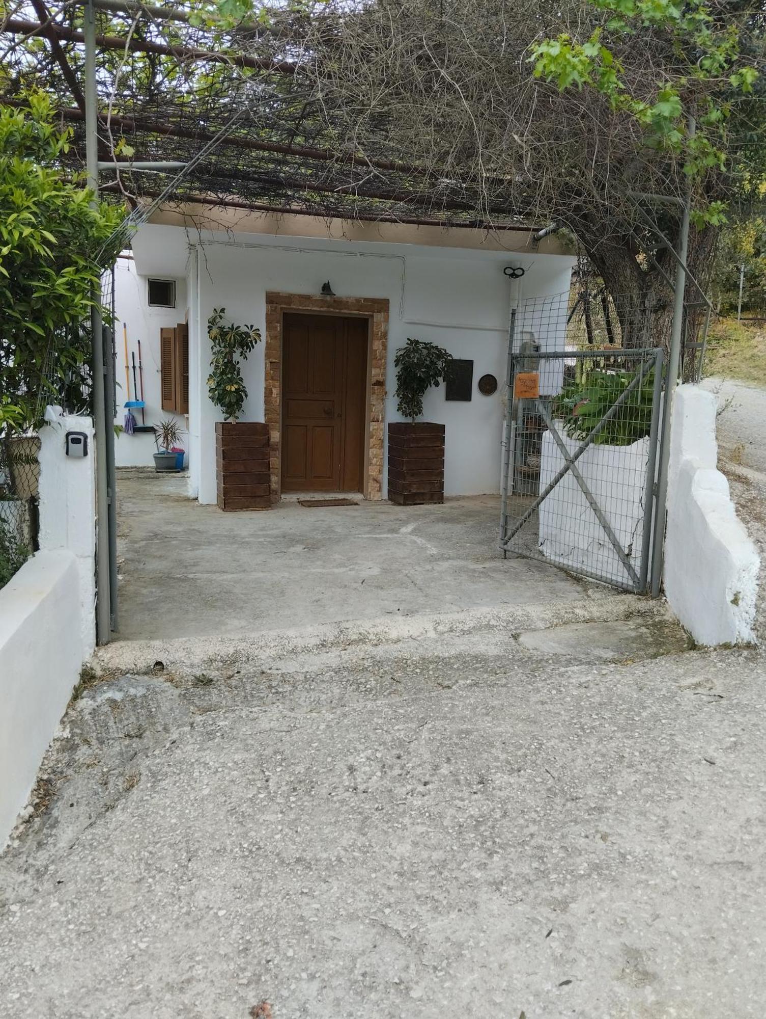 Gasthaus Aggelina Sárkhos Exterior foto